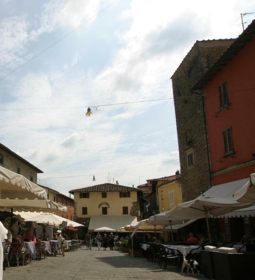 Affittacamere Gir Di Mura Montecatini Terme Buitenkant foto